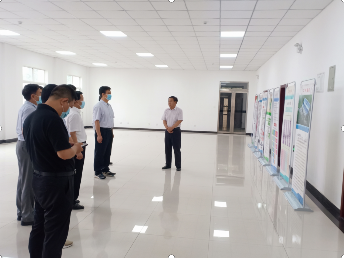 陕西中医药大学党委书记刘力一行莅临我公司开展实地调研工作